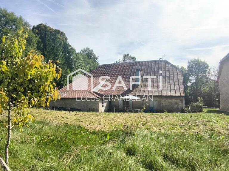 Authenticité et potentiel  Maison Familiale à vendre ! — photo 1