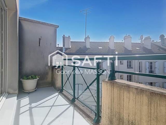 Rue DANTON - Bel appartement avec 2 balcons et double parking — photo du bien