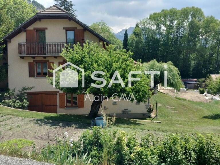 Maison de 134m2 (105 m2 loi carrez) sur 1159 m2 de terrain — photo 1