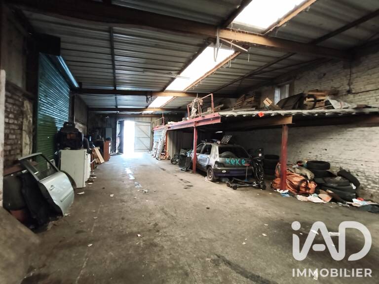 Vente Boutique/Local commercial 2 000 m&sup2; — photo 1