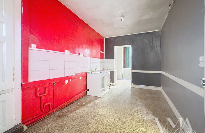 L'Arbresle, rue Pierre Brossolette : maison de village à rén — photo 3