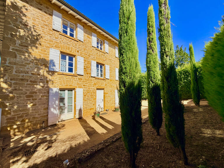 Maison individuelle en pierres dorées   350 m2 Saint-Germain — photo 1