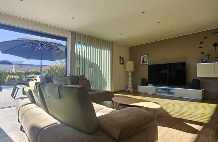 Vente Maison/villa 5 pièces — photo 3