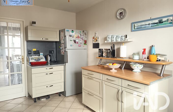 Vente Maison/villa 6 pièces — photo 3