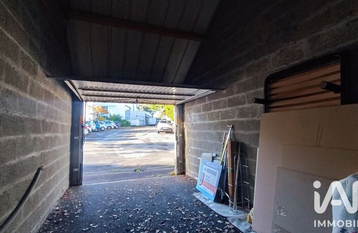 Vente Garage 18 m&sup2; — photo 2