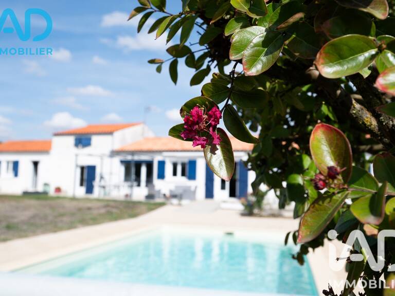 Vente Maison/villa 7 pièces — photo 1