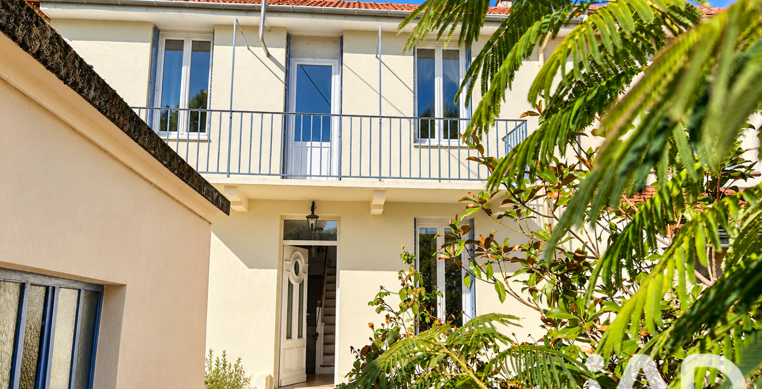 Vente Maison de ville 4 pièces — photo 1