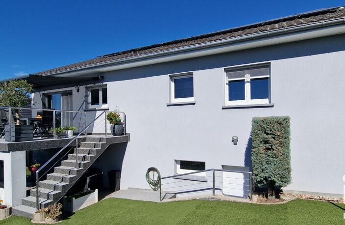 Vente Maison/villa 7 pièces — photo 2