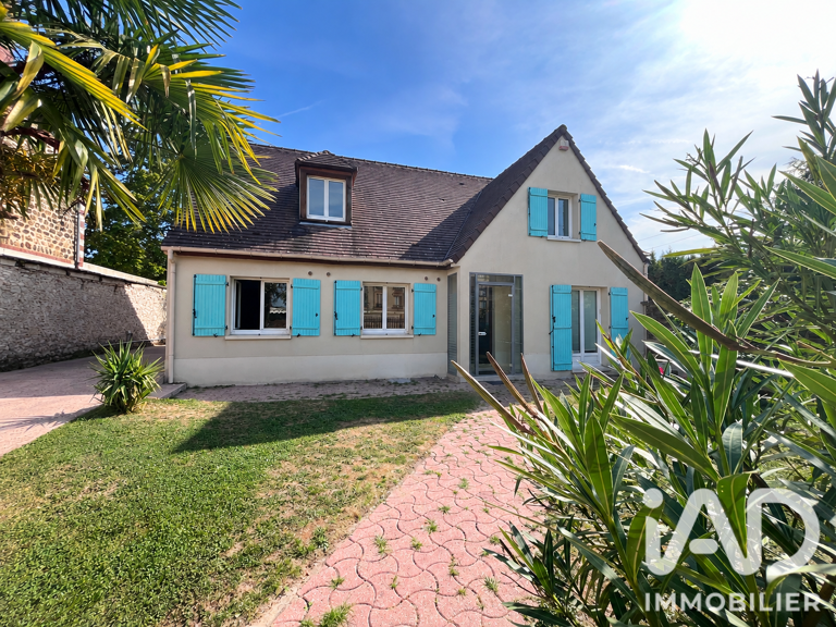 Vente Maison/villa 8 pièces — photo 1