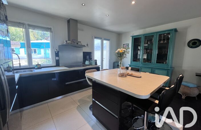 Vente Maison/villa 8 pièces — photo 3