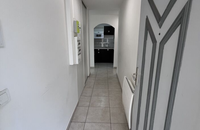 Vente Appartement 3 pièces — photo 2