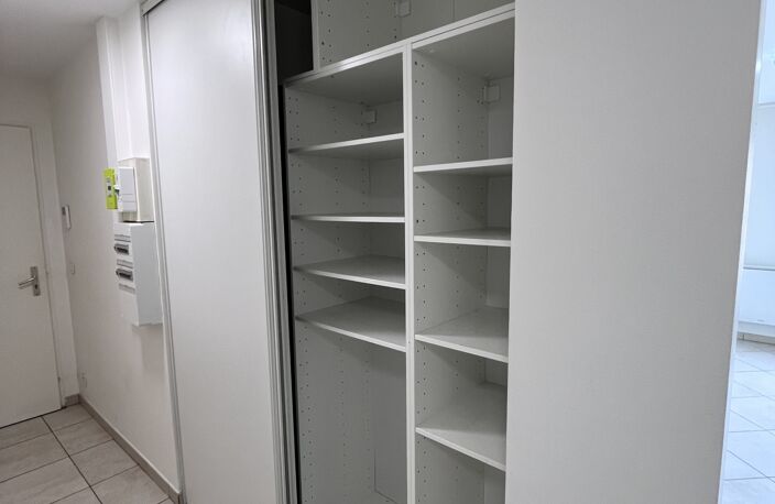 Vente Appartement 3 pièces — photo 3