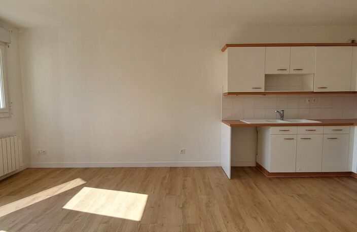 Location Appartement 3 pièces — photo 2
