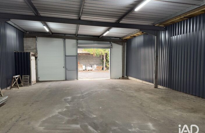 Location Local d'activités 270 m&sup2; — photo 2