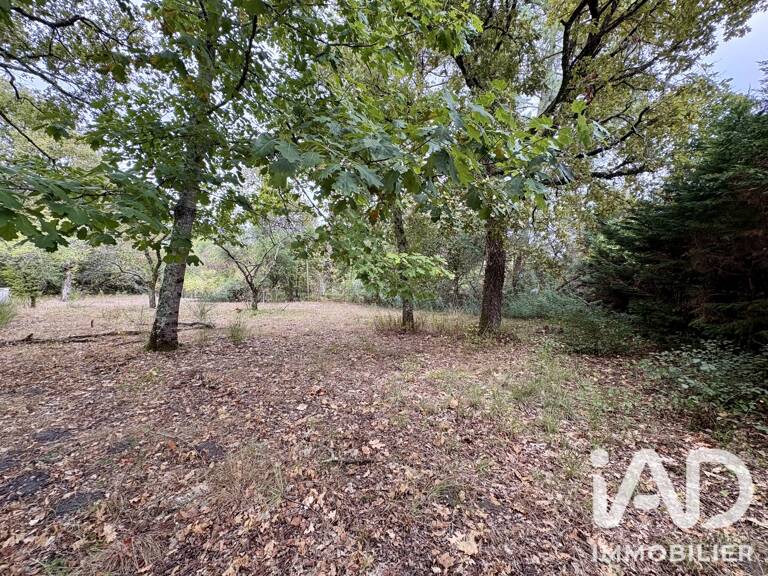 Vente Terrain à bâtir 705 m&sup2; — photo 1