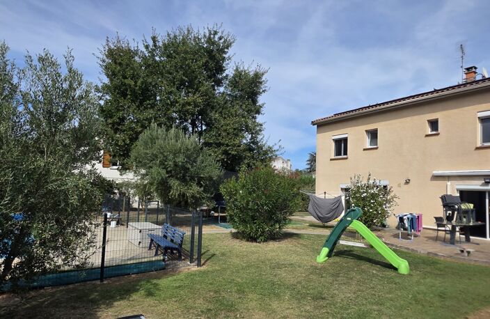 Vente Maison/villa 7 pièces — photo 2