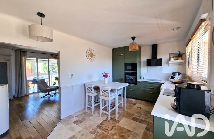 Vente Maison/villa 7 pièces — photo 3