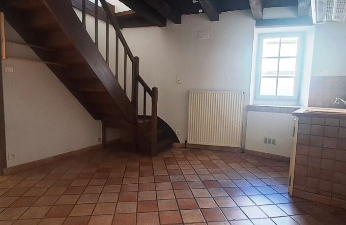 Vente Maison de ville 4 pièces — photo 2
