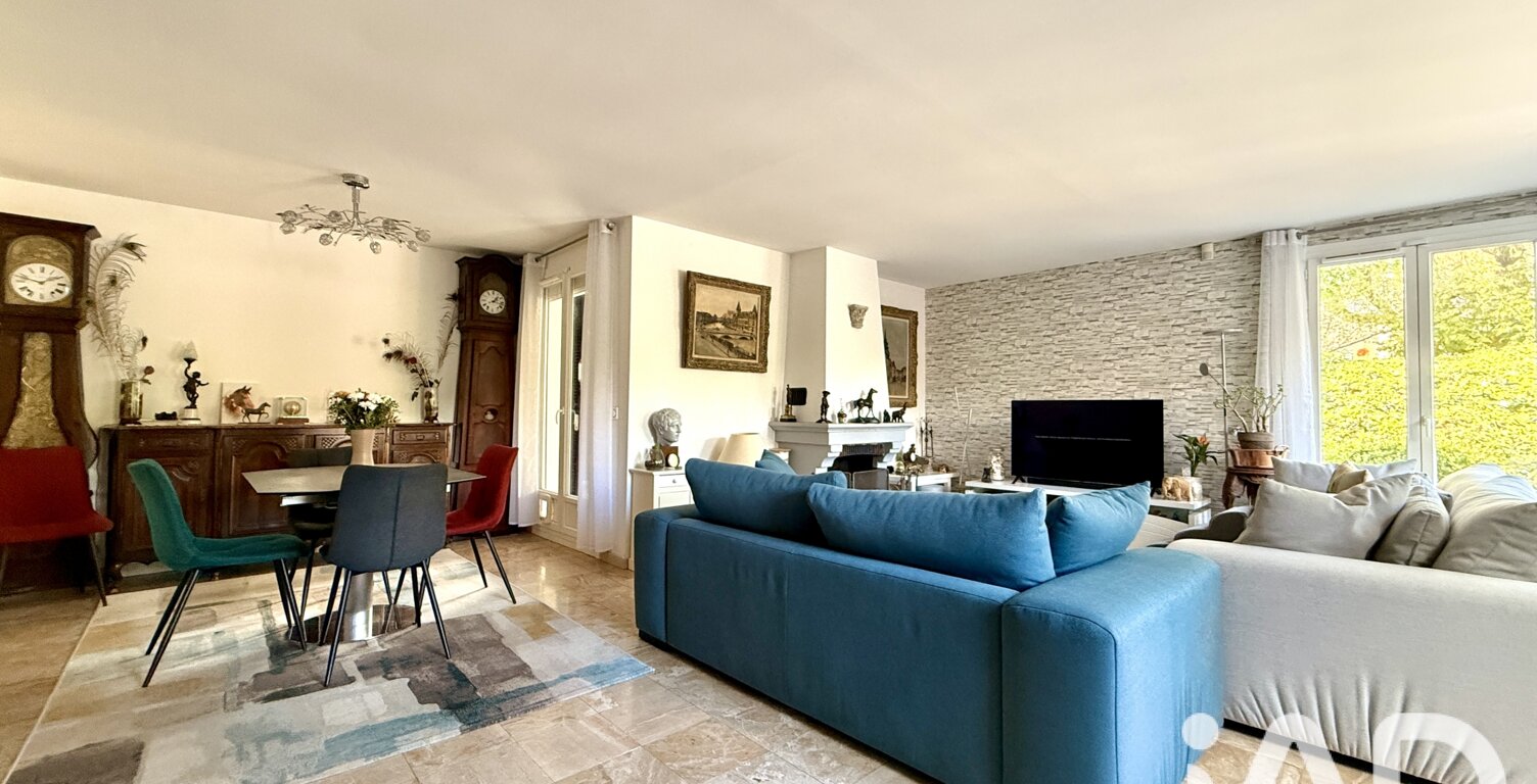 Vente Maison/villa 8 pièces — photo 1