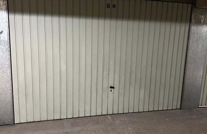 Vente Garage 11 m&sup2; — photo 2
