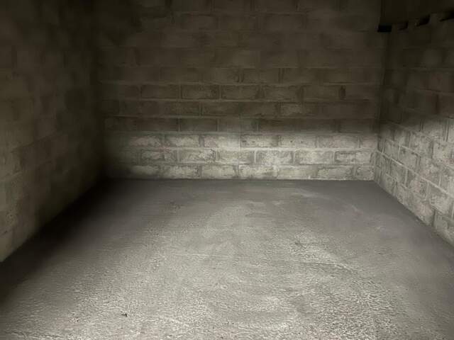 Vente Garage 15 m&sup2; — photo du bien