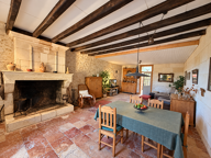 Maison en pierre avec deux logements et de nombreuses dépend — photo 4