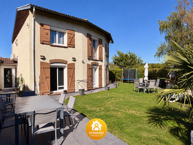 Maison familiale 4 chambres avec jardin — photo du bien
