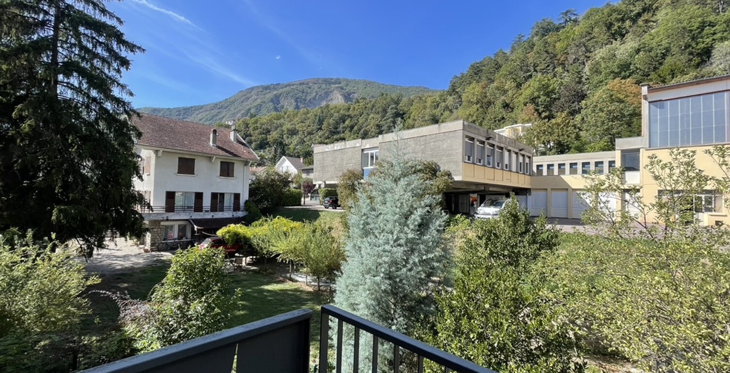 CORENC DERNIER ETAGE TERRASSE — photo 1