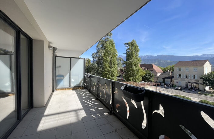 CORENC DERNIER ETAGE TERRASSE — photo 5