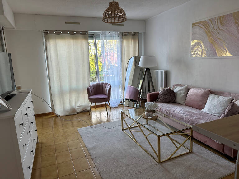 Location Appartement T2 avec balcon et parking privatif — Nîmes (Quartier Montaury) — photo 1