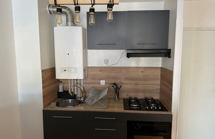 Location Appartement T2 avec balcon et parking privatif — Nîmes (Quartier Montaury) — photo 3