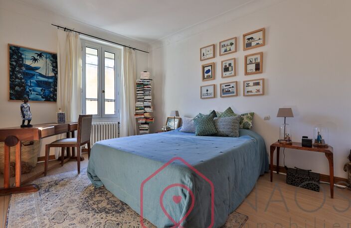 Le Beausset - Maison de village de plus de 218 m2 avec deux garages — photo 5