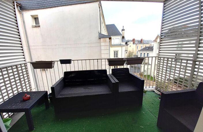 TOURS CATHEDRALE DANS RESIDENCE DE STANDING 2016 - T3 env 71m... — photo 4