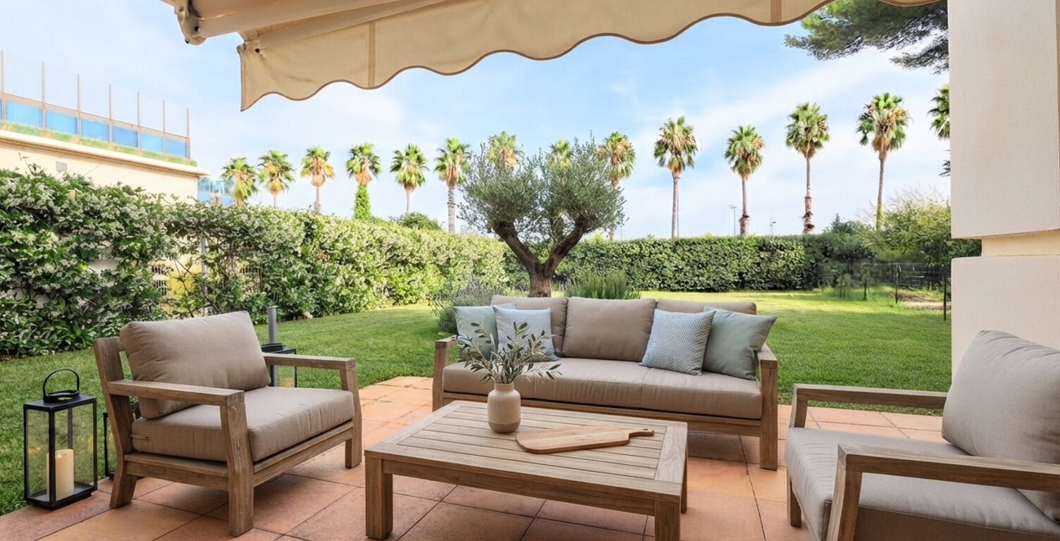 M2334 - HYERES - Port - Appartement T4 - Rez-de-jardin - Garage — photo 1