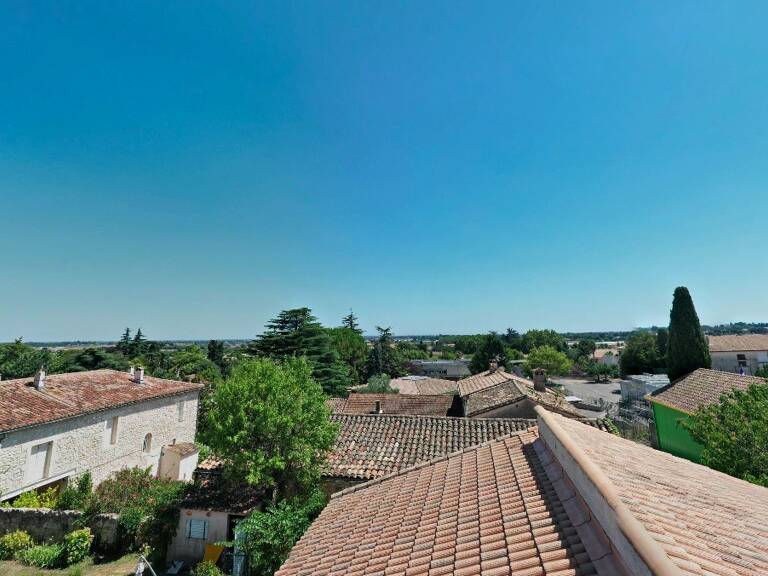 REMISE DES CLES IMMEDIATE POUR CE SUPERBE 4 PIECES AU COEUR DU VILLAGE — photo 1