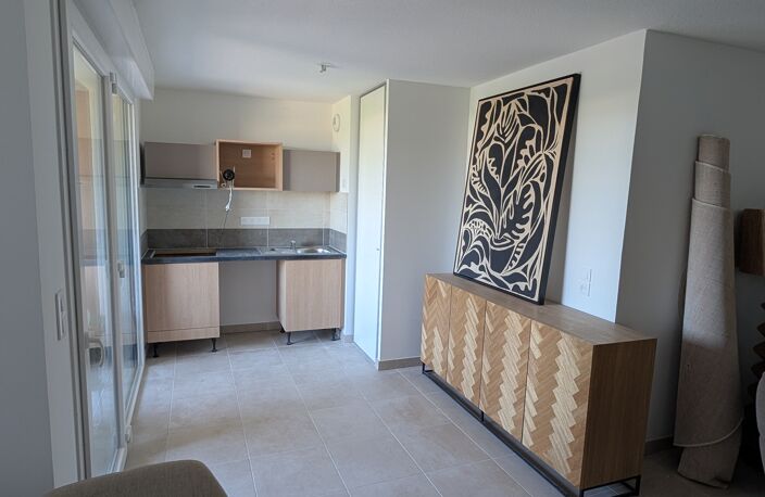 - RETOUR DE LOT // T2 à 199000€ VUE DEGAGEE SUR ETANG DE THAU — photo 3