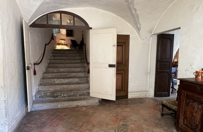 Maison de Maître 9 piéces avec jardin, coeur de village — photo 3
