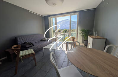 SAINT EGREVE - APPARTEMENT T3 MEUBLE - TRAVERSANT — photo du bien