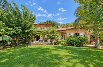 CARQUEIRANNE (BEAU VÉZÉ) - Maison T6 171 m2 - Terrain 5 202 m2 - Double Garage 43 m2 - Pool House - Piscine - — photo du bien
