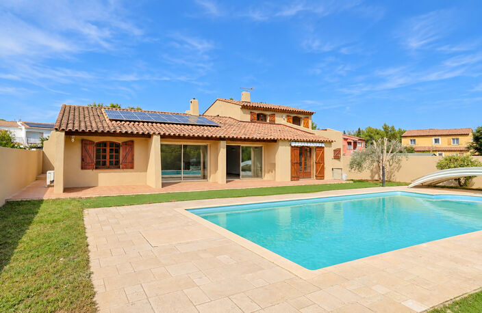 Villa T5 de 210m2 sur un terrain de 813m2 avec T2 indépendant — photo 2