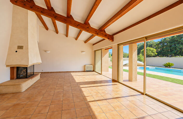 Villa T5 de 210m2 sur un terrain de 813m2 avec T2 indépendant — photo 4