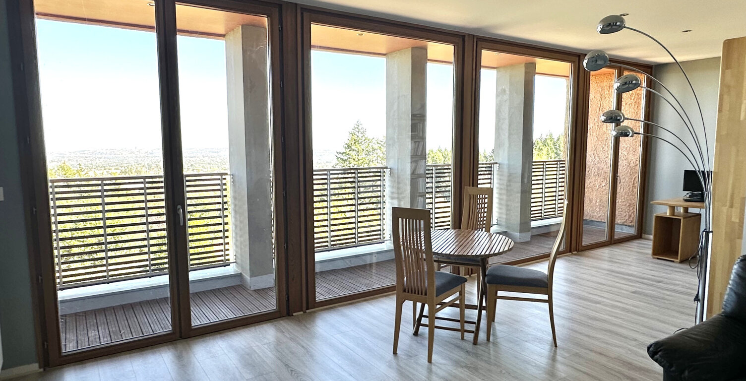 EXCLUSIVITE VAUGNERAY COUP DE COEUR T3 AVEC VUE DEGAGEE — photo 1