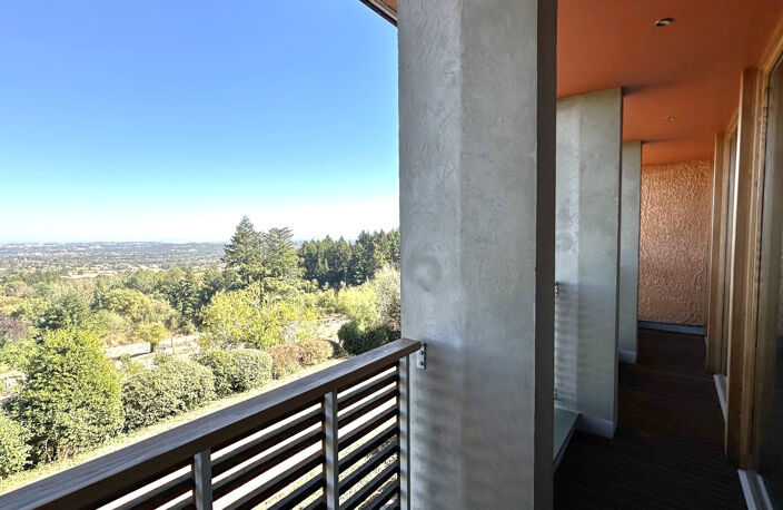 EXCLUSIVITE VAUGNERAY COUP DE COEUR T3 AVEC VUE DEGAGEE — photo 2
