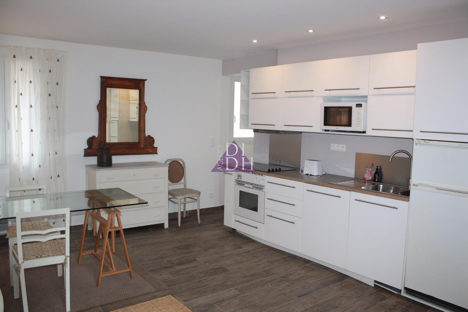 Appartement  T3 à louer Hyères 83400