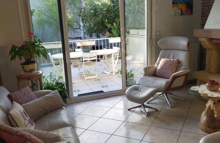 Beau pavillon sur 3 niveaux dans quartier recherché — photo 4