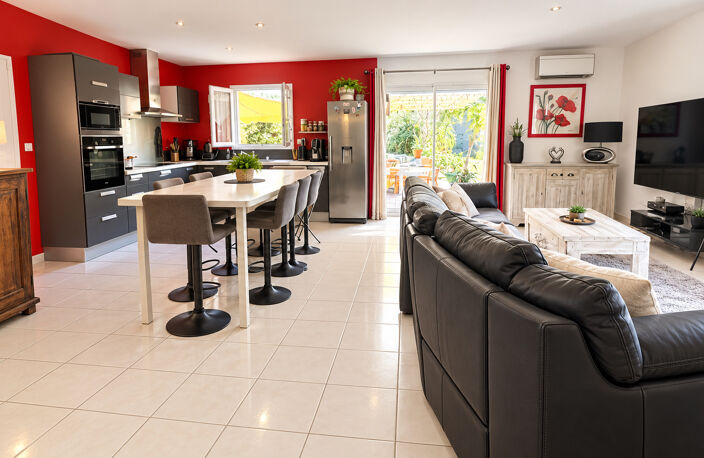 Villa plain pied avec piscine — photo 3