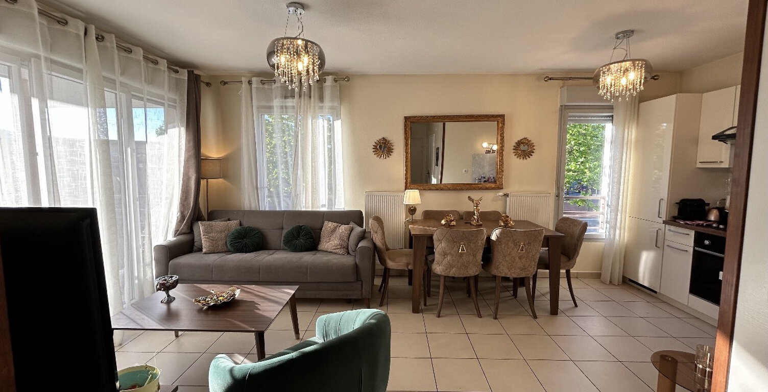 T2 42 M2 Vaulx en Velin — photo 1