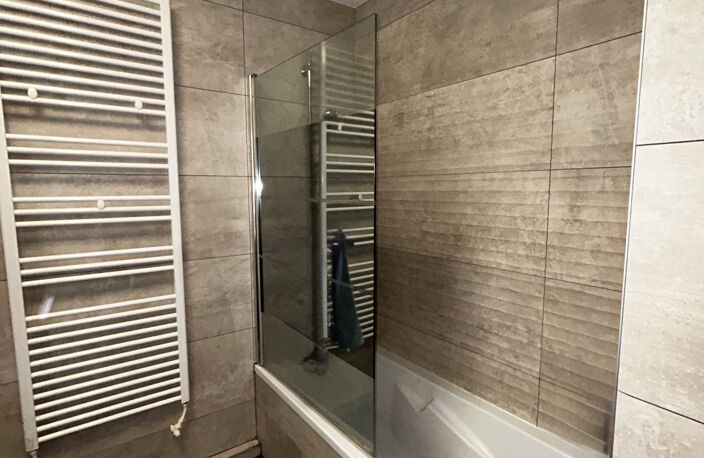 T2 42 M2 Vaulx en Velin — photo 5