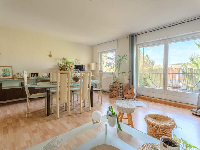 OBERHAUSBERGEN   4 pièces traversant, deux balcons, garage d — photo du bien