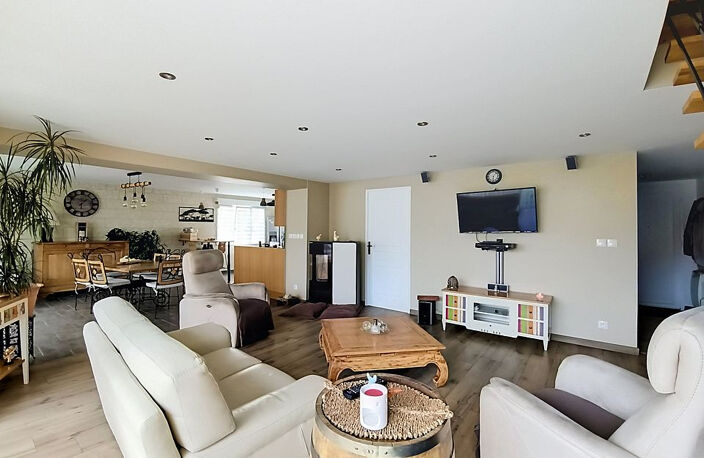 Maison Oisy 6 pièce(s) 175 m2 — photo 4